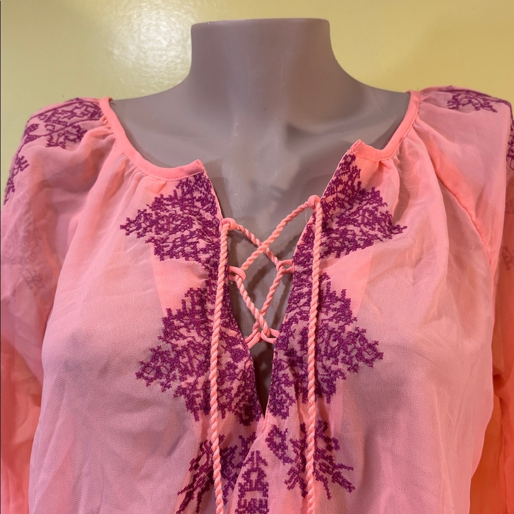 Peach Embroidered Women's Top - Picture 4 of 7